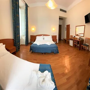 Soggiorno Madrid 2* Φλωρεντία