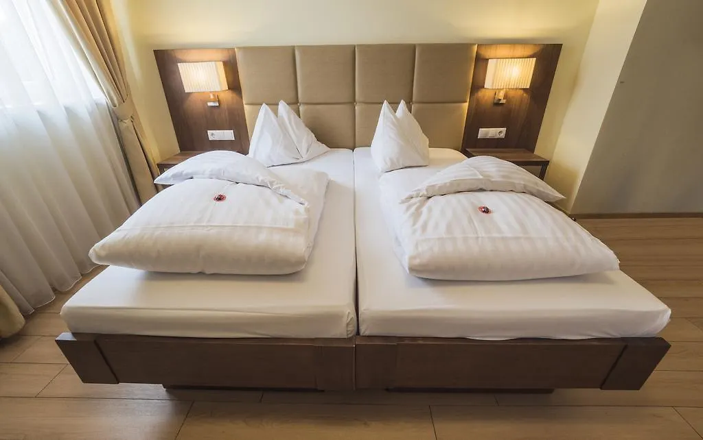 Hotel Flair Salzburg 3*,
